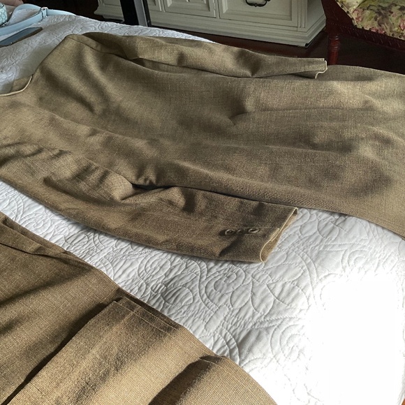 Ladies Suit jacket 3/4 length  and pants size 8 - Picture 1 of 6